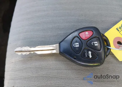 2010 Toyota Corolla Le z USA, uszkodzony, nr VIN 2T1BU4EE6AC257180